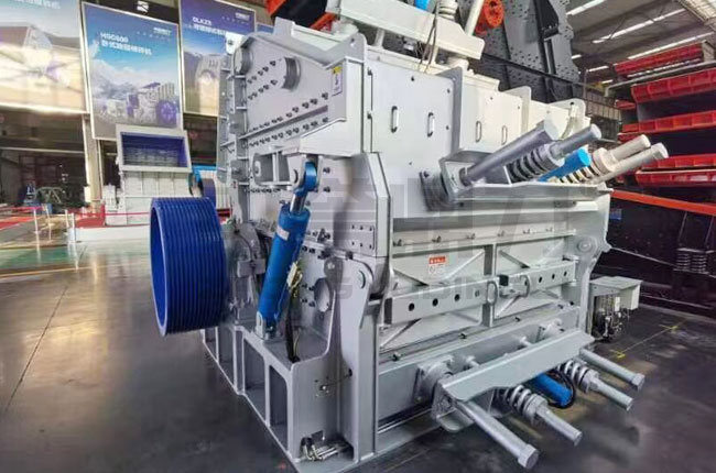 CI5X1630反擊式破碎機