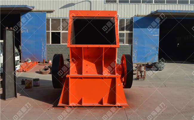 PC1000×800錘式破碎機