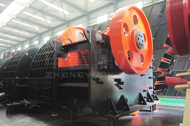 PEV600*900顎式（shì）破碎機