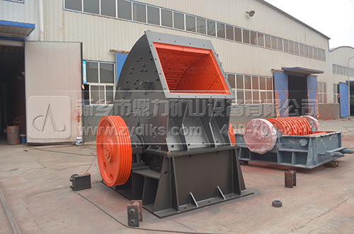 反擊錘式破碎機簡介