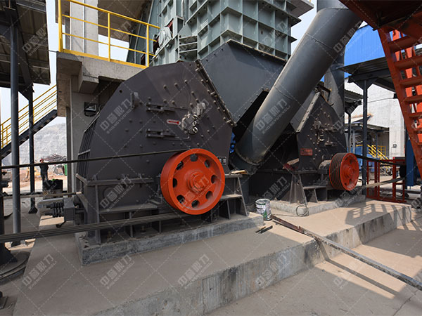 單段（duàn）錘式反擊破（pò）碎機（jī）