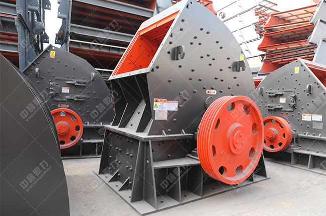  PC1012錘式破碎機