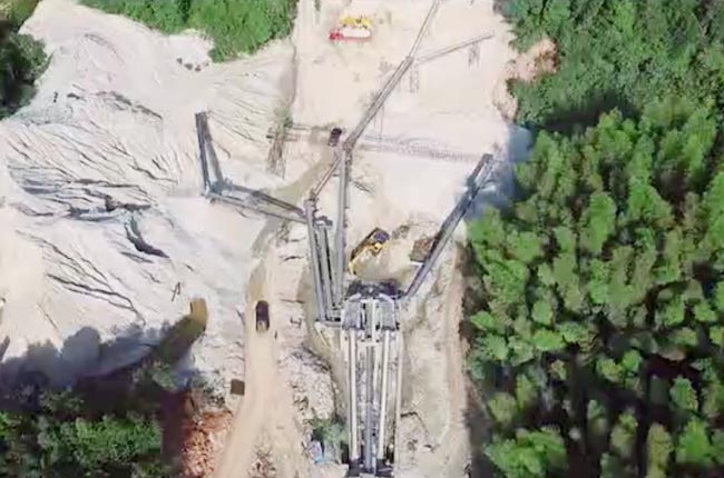 湖（hú）南浏（liú）阳鑫磊建材（cái）时产300吨碎石生产线