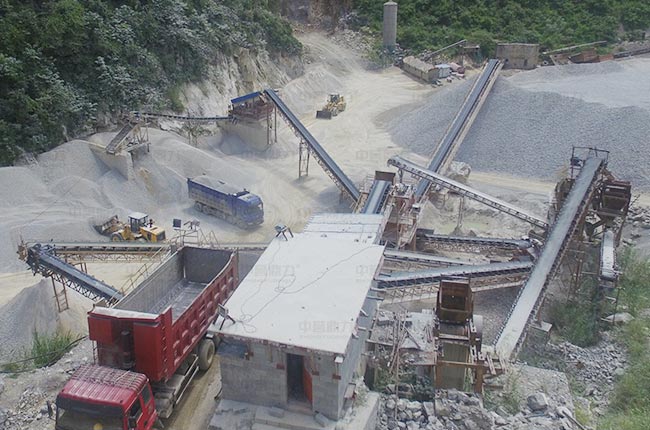 廣西順晟建材時產600噸機製砂生產線（xiàn）