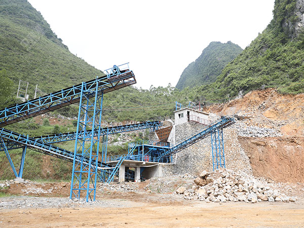 礦（kuàng）山帶式輸送機