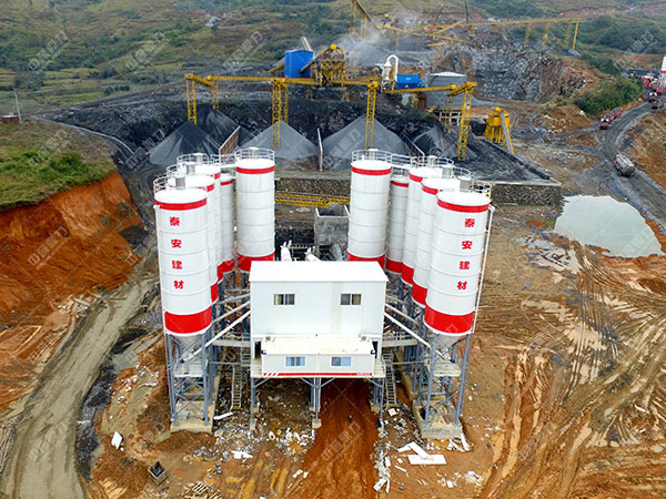 湖南（nán）省衡陽市耒陽市泰安建材時產500噸破碎製砂生產線