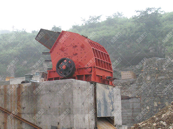 砂石破碎（suì）機