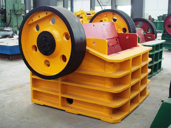 細（xì）顎破碎機
